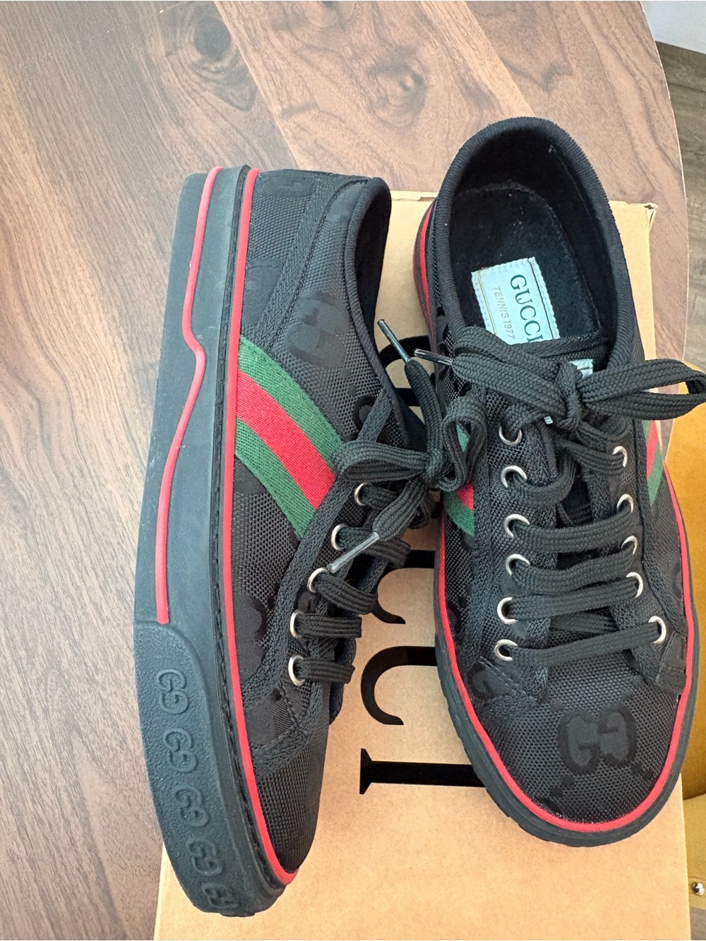 Women’s Authentic Gucci 1977 Tennis Sneaker - Picture 4 of 10